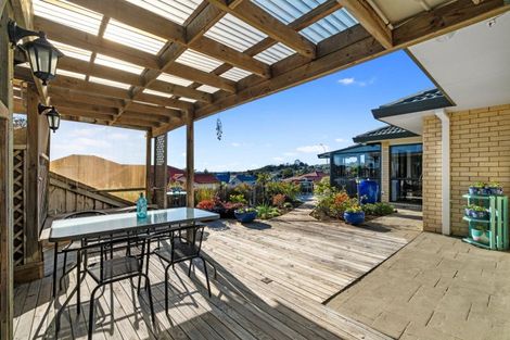 Photo of property in 60 Oteki Park Drive, Welcome Bay, Tauranga, 3112