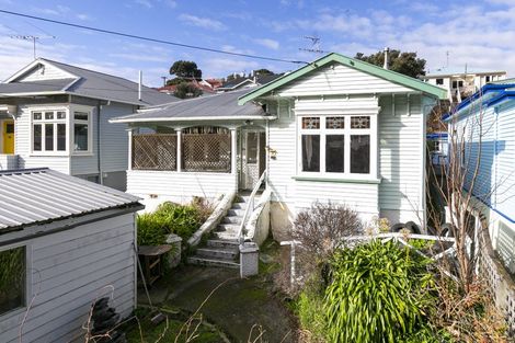 Photo of property in 39 Hohiria Road, Hataitai, Wellington, 6021