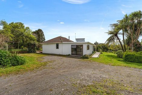 Photo of property in 59 Alfred Road, Egmont Village, New Plymouth, 4371