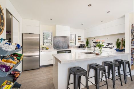 Photo of property in 7 Haines Grove, Rainbow Point, Taupo, 3330