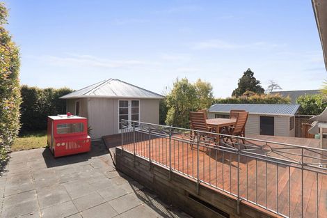 Photo of property in 18 Terry Street, Blockhouse Bay, Auckland, 0600