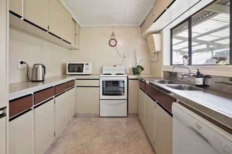 Photo of property in 310 Thames Coast Sh25 Road, Thornton Bay, Thames, 3575