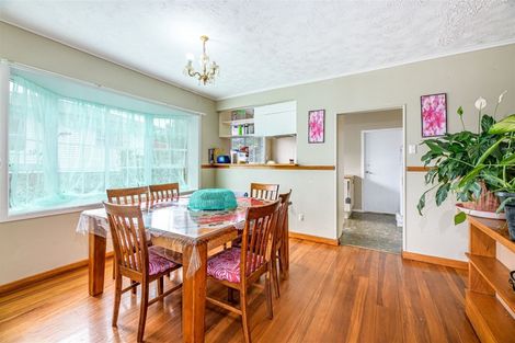 Photo of property in 8 Christina Avenue, Te Atatu South, Auckland, 0602