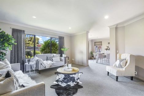 Photo of property in 16 Lockhart Place, Rototuna, Hamilton, 3210