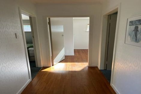 Photo of property in 2 Hillside Terrace, Saint Johns Hill, Whanganui, 4500