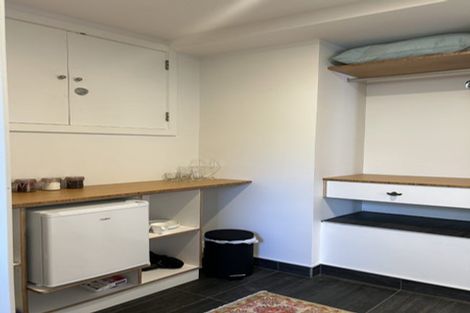 Photo of property in 21 Jackson Street, Island Bay, Wellington, 6023