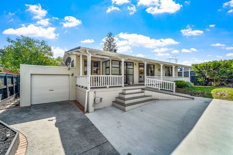 Photo of property in 9b Centreway Road, Orewa, 0931