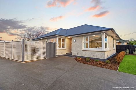 Photo of property in 15 Vivian Street, Burwood, Christchurch, 8083