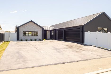 Photo of property in 3 Cawton Grove, Tinwald, Ashburton, 7700