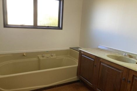 Photo of property in 31 Glendale Drive, Dinsdale, Hamilton, 3204