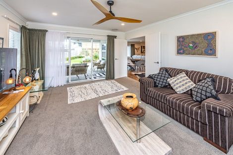 Photo of property in 34 Tirimoana Place, Otamatea, Whanganui, 4501