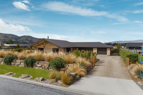 Photo of property in 8 Dingle Street, Lake Hawea, Wanaka, 9382