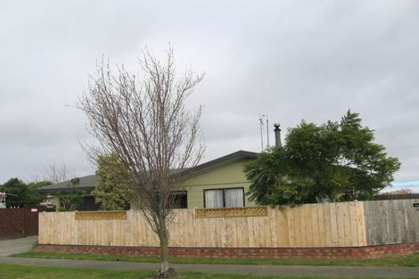 Photo of property in 61 Tait Drive, Greenmeadows, Napier, 4112