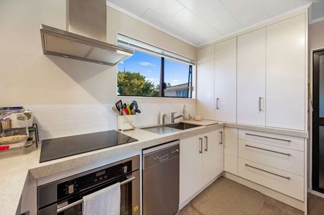 Photo of property in 2/283 Westminster Avenue, Tamatea, Napier, 4112