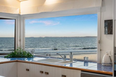 Photo of property in 9a Holiday Road, Milford, Auckland, 0620