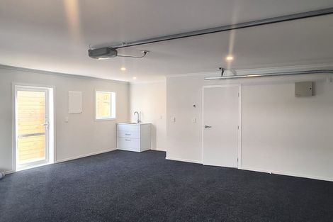 Photo of property in 47 Stockport Grove, Churton Park, Wellington, 6037