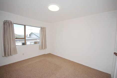 Photo of property in 2/35 Fairlands Avenue, Waterview, Auckland, 1026