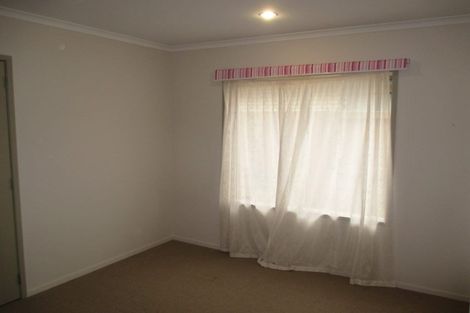 Photo of property in 12 Piwakawaka Court, Rototuna North, Hamilton, 3210