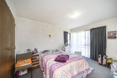 Photo of property in 1 Burfield Place, Awapuni, Palmerston North, 4412