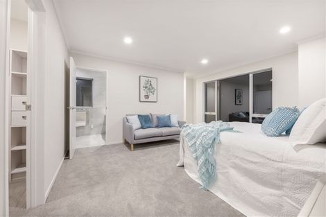 Photo of property in 92 Tir Conaill Avenue, Flat Bush, Auckland, 2019
