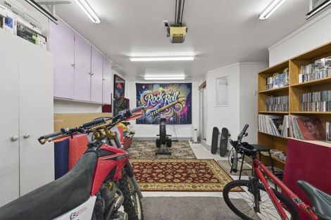 Photo of property in 5 Scott Street, Moturoa, New Plymouth, 4310