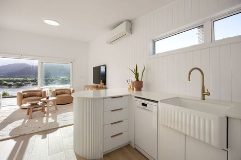 Photo of property in 70 Great South Road, Taupiri, 3721