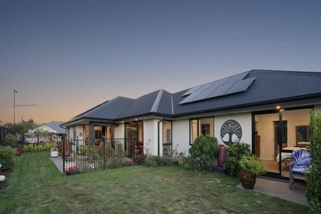 Photo of property in 11 Brantholme Place, Rangiora, 7400