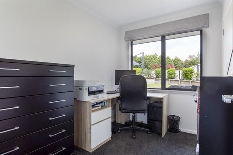 Photo of property in 5 Magnolia Lane, Kaukapakapa, Helensville, 0875