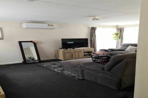 Photo of property in 10 Ross Road, Western Heights, Rotorua, 3015