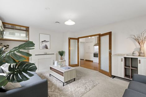 Photo of property in 1/98 Crofton Road, Harewood, Christchurch, 8051