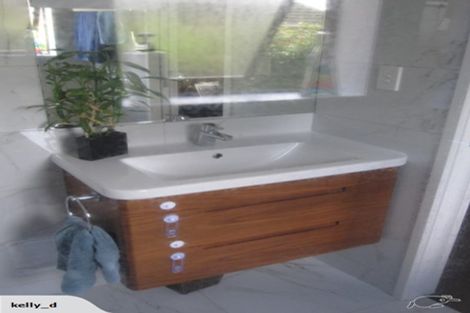 Photo of property in 12 Tiri View Place, Waiake, Auckland, 0630