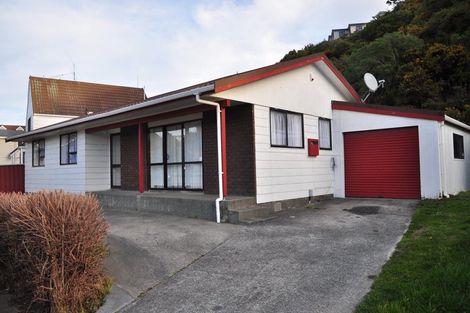 Photo of property in 2/67 Cortina Avenue, Johnsonville, Wellington, 6037