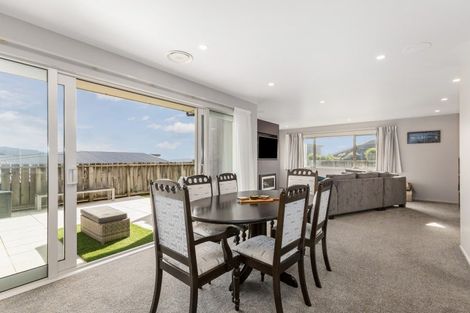 Photo of property in 60 Cedarwood Street, Woodridge, Wellington, 6037