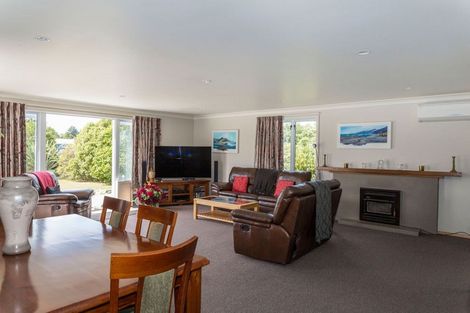 Photo of property in 25 Gregg Street, Dannevirke, 4930