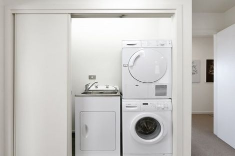 Photo of property in 61d Earls Road, Saint Clair, Dunedin, 9012