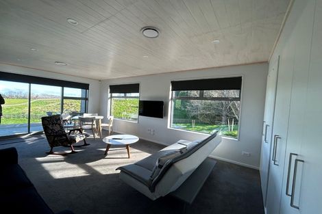 Photo of property in 113 Muhunoa Road West, Ohau, Levin, 5570