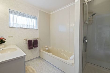 Photo of property in 30 Kiddle Drive, Hilltop, Taupo, 3330