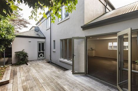 Photo of property in 2/74 Canon Street, St Albans, Christchurch, 8014