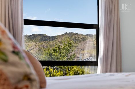 Photo of property in 6 Searle Drive, Cromwell, 9310