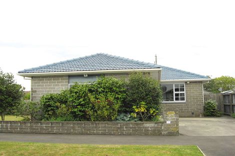Photo of property in 47 Niven Street, Avondale, Christchurch, 8061