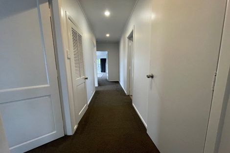 Photo of property in 43 Hallberry Road, Mangere East, Auckland, 2024