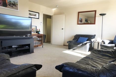 Photo of property in 9 Berkshire Grove, Cannons Creek, Porirua, 5024