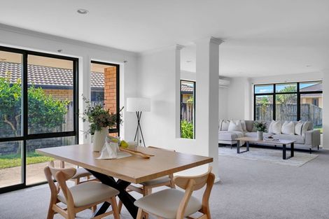 Photo of property in 5 Locksley Lane, Hamilton East, Hamilton, 3216