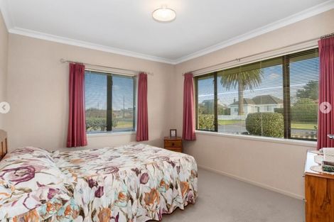 Photo of property in 2 Pemberton Crescent, Greerton, Tauranga, 3112