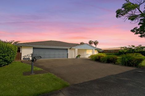 Photo of property in 3 Mull Place, Wattle Downs, Auckland, 2103