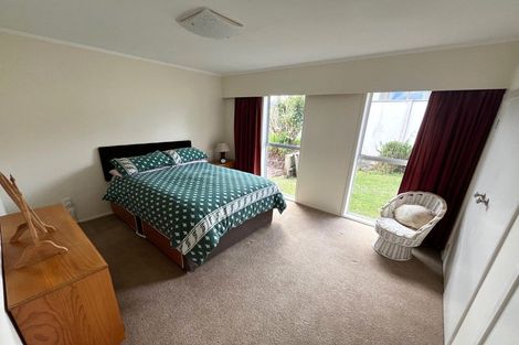 Photo of property in 6 Nea Place, Hillcrest, Auckland, 0627