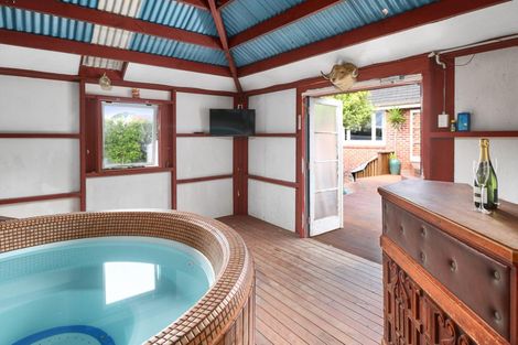 Photo of property in 18 Terry Street, Blockhouse Bay, Auckland, 0600