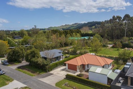 Photo of property in 10 Rochfort Street, Otane, 4202