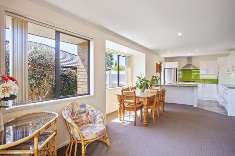 Photo of property in 12 Hoggard Place, Katikati, 3129