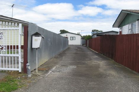 Photo of property in 85 Idlewild Avenue, Mangere, Auckland, 2022